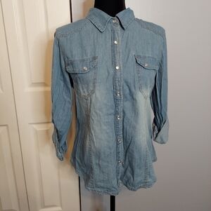 New Look Button-Down Top NWT Size Large